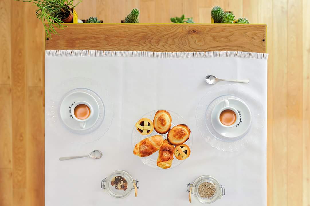 QuartaCaffe's tweet photo. Io, te e Quarta Caffè. Come programmiamo questo fine settimana? Qualche suggerimento?
#QuartaCaffe #togheter #4Novembre #Coffee #coffeetime https://t.co/Zx3wFvp6Ht
