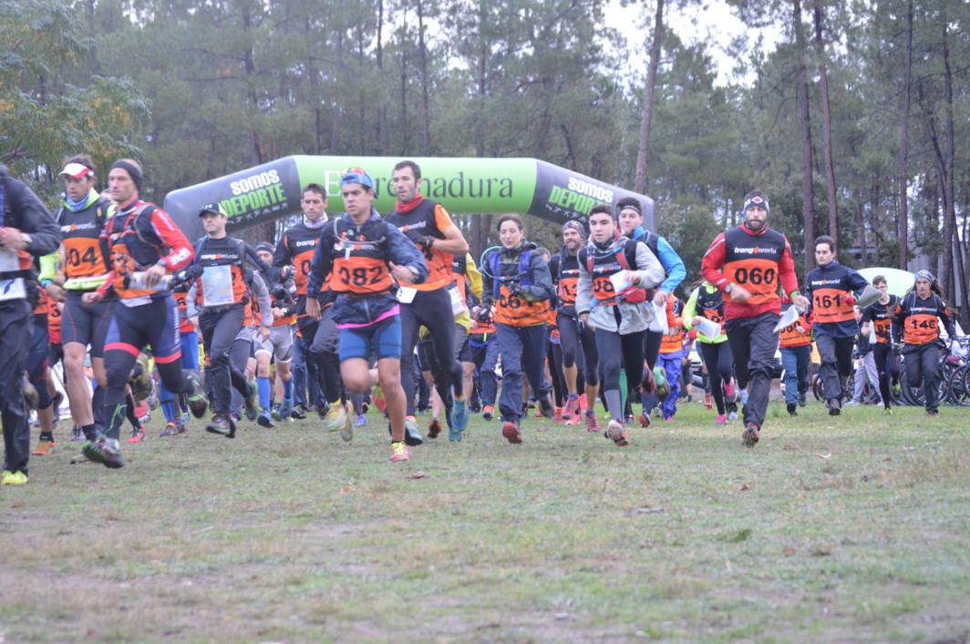 8:52, 4-Nov. Piratas #Extremadura es #Raid, Arranca del #CERA2017, 200 raiders, 70 Equipos. #VRaidOtoñoMagico ¡Vamos¡