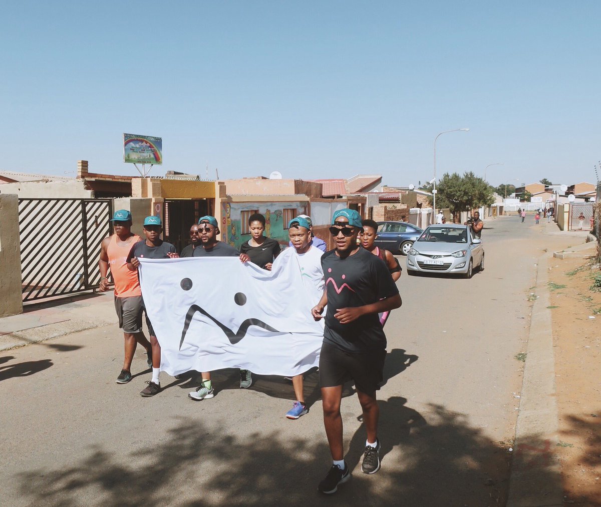 LeratoGDFLX's tweet photo. TRE STRONG LIKE A TREE BUT WITHOUT THE E 🌴
#OMSowetoMarathon #runningculture #WorldOfEndurance #treturns2 #unityinmotion #runruthless https://t.co/772lmmJaQX