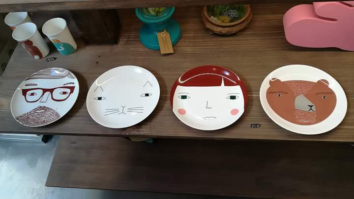 Bahnhof Shop tweet media