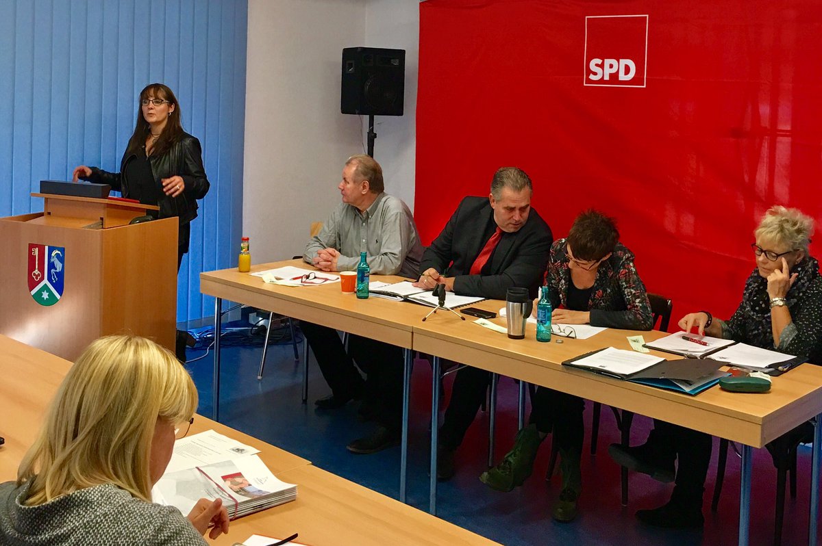 StephenRuebsam's tweet photo. Unterbezirksparteitag Märkisch-Oderland: Input zum Neustart der Kreisgebietsreform aus dem Innenministerium und zu Modellkommunen https://t.co/tnZtQ8eisA