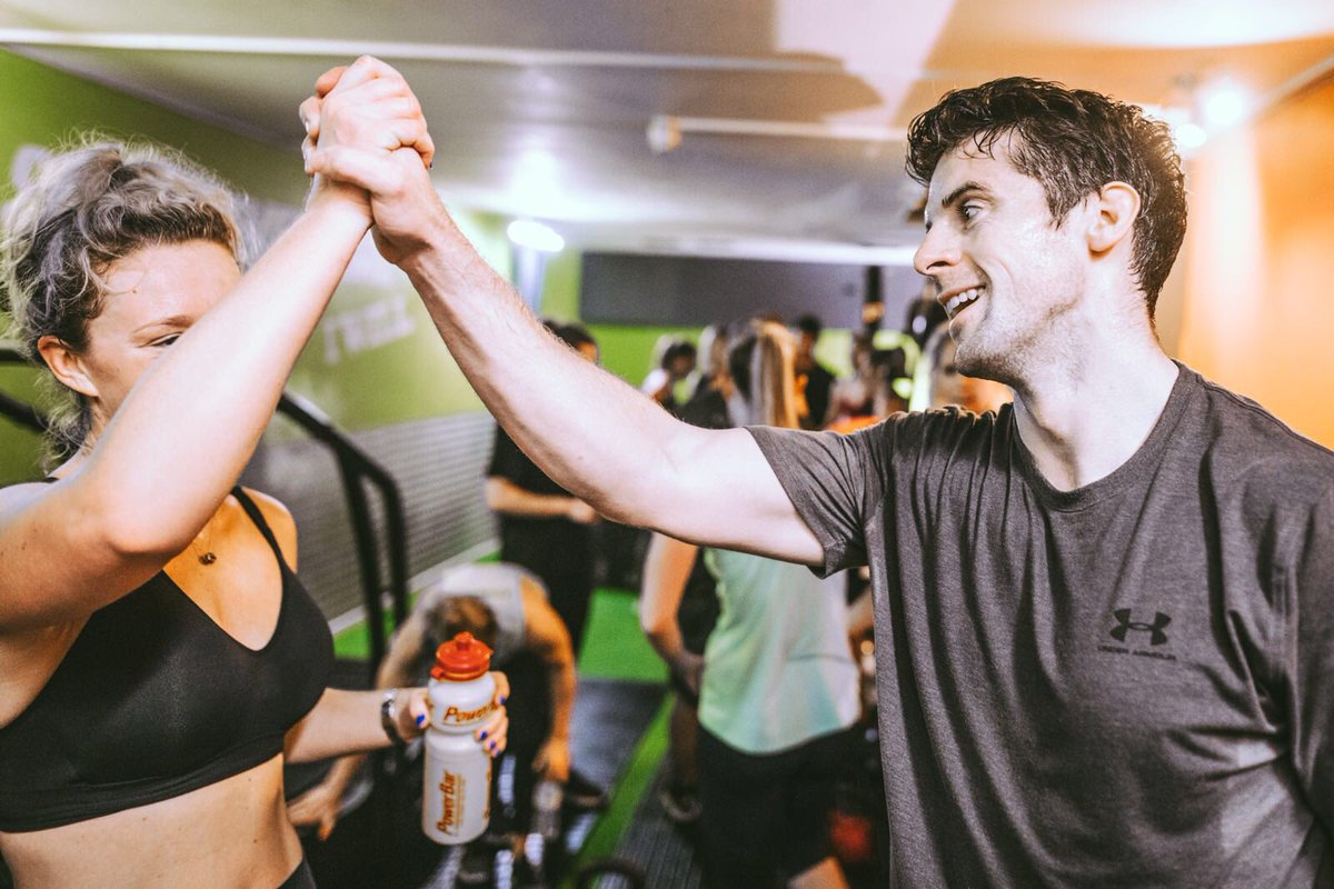 ReachFitnessGym's tweet photo. Making London Sweat Since 2011 🙌 We Are 6 Years Young Today! Epic Scenes At HQ For #Reach6 Workout! Now Let’s Party 🎈🍾💪 https://t.co/TSxXwXo4T1