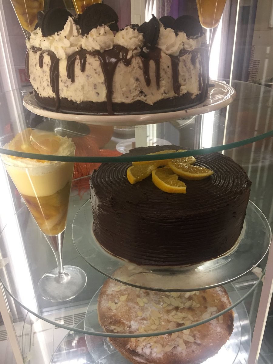 Some of tomorrow’s desserts #desserts #carvery #puddings #chocolate #oreo #tasty facebook.com/fantasyfarmpar…