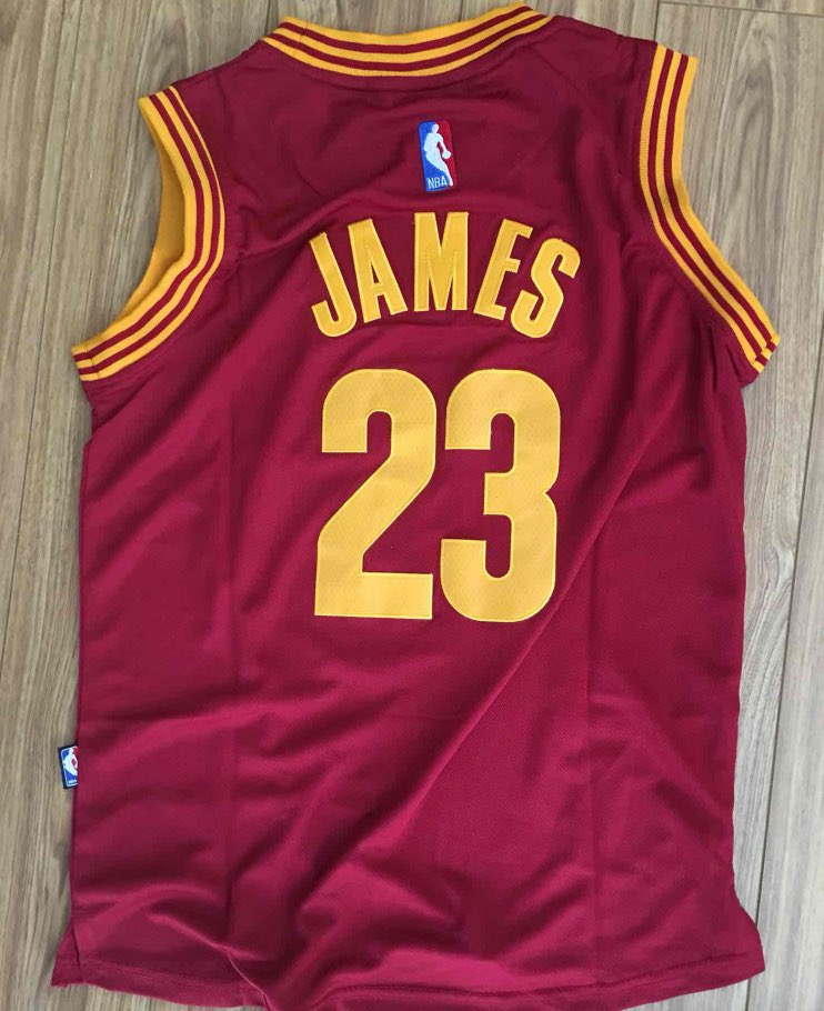 scottbalster's tweet image. #LeBron Medium Adidas jersey! Current offer $59. #57Points #JerseysLive