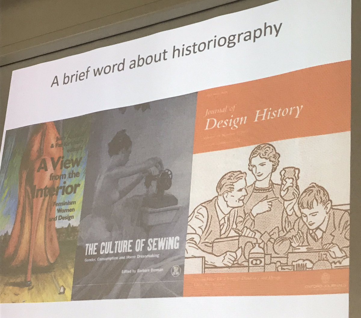 DecoDissidence's tweet photo. Fiona Hackney at #decomodfem on British women designers and some great reading recommendations: https://t.co/gzMczjlePq