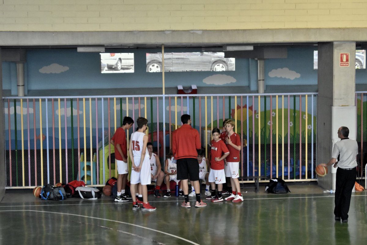 cblhortagodella's tweet photo. Hoy nuestro #InfMascB ha jugado en @SD_ElPilar y ha caído ante los locales (64-49) que ahora son los líderes de grupo. #Vamooos #GOdella https://t.co/OFuoqNy9pP