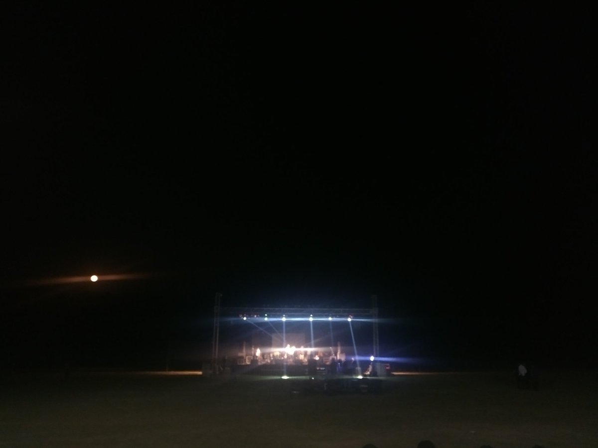 The stage has been set for <a href="/Paradigm_Band/">Paradigm</a>  and @RahulSubramanic  at <a href="/IMT_Nagpur/">IMT Nagpur</a>  #Milestone35