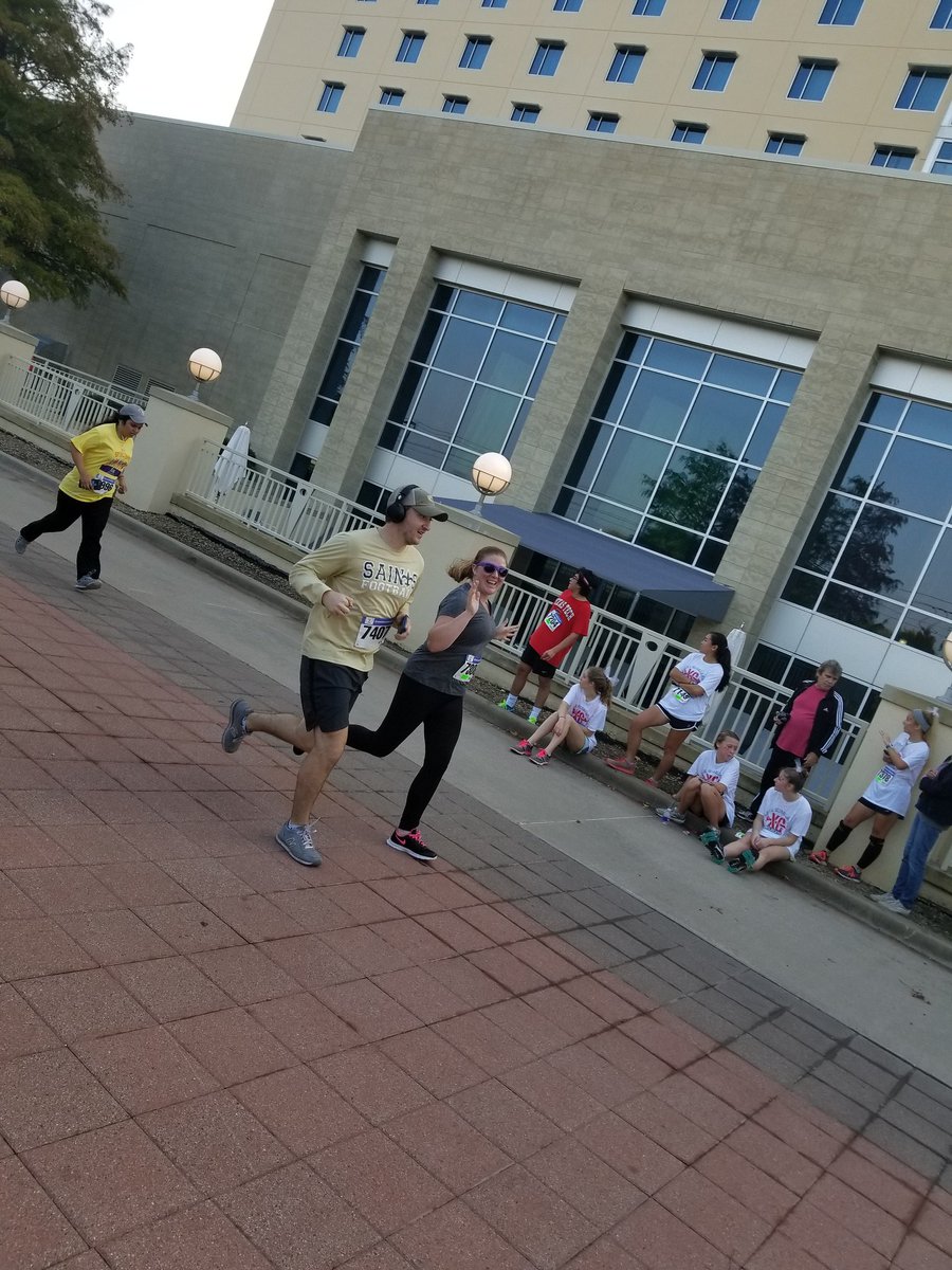 Lariza Liner (@lariliner) on Twitter photo What a fun spirit run! <a href="/ForestLnAcademy/">Forest Lane Academy</a> representing! #FLALEADS #FLARuns #RISDGREATNESS What a fun spirit run! <a href="/ForestLnAcademy/">Forest Lane Academy</a> representing! #FLALEADS #FLARuns #RISDGREATNESS