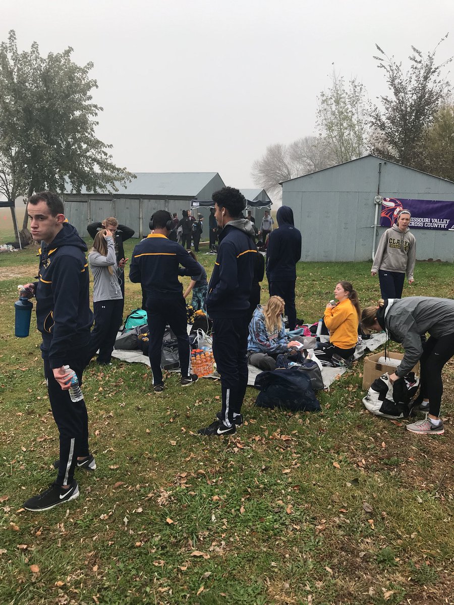 CUTFXC's tweet photo. It’s Conference Race Day! Girls run at 11, Guys at 11:45! Here we go @HeartSportsNews XC Conference! #HeartXC #iCUrun #CUXC https://t.co/LCZAwUtbOw