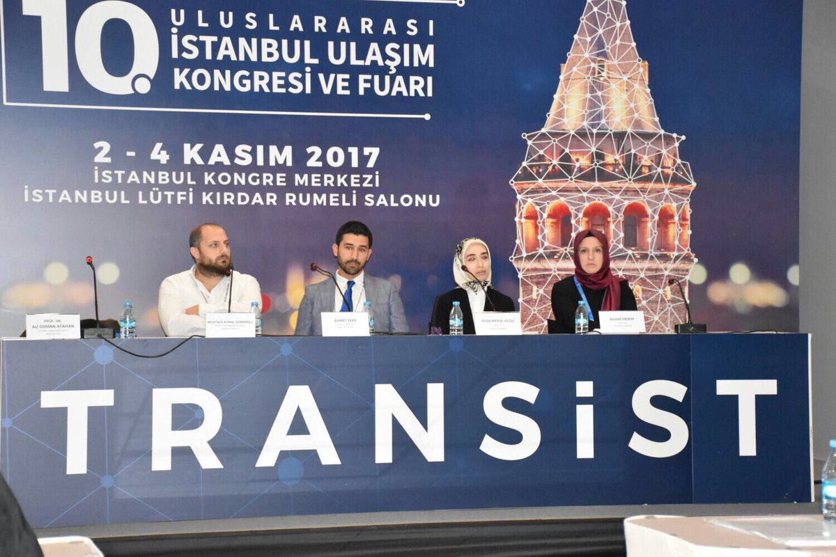belbimibb's tweet photo. #Transist2017 de Yazı,arşiv şefi Bahar Erdem, İstanbul Metrobüs Hattındaki Aktarma Durakları Senaryolarının İncelenmesi konulu sunum yaptı. https://t.co/2i6JWbfS6d