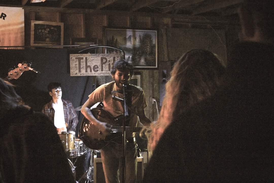 iammicheiie_'s tweet photo. @BrewingPines at The Pit. https://t.co/syxSBicXpH