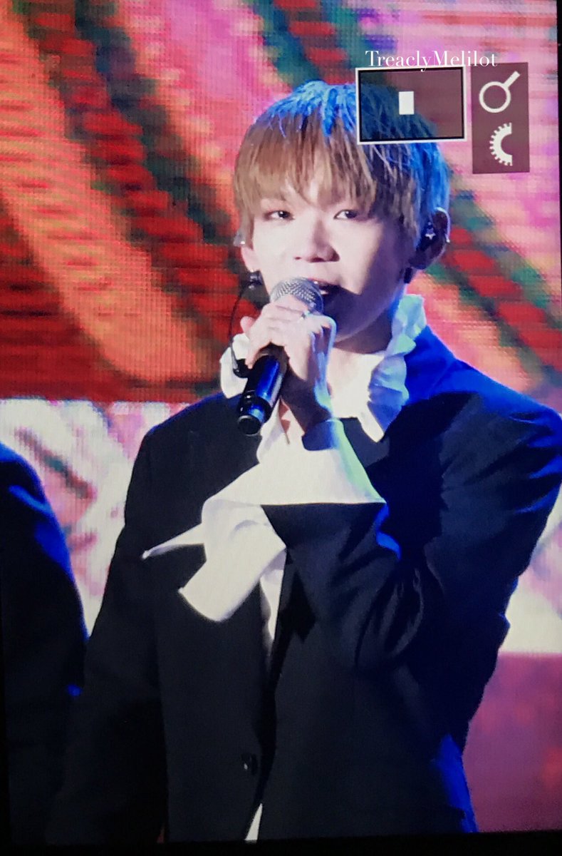 TreaclyMelilot's tweet photo. 171104 수원 ska페스티벌 
💞

#켄타 #KENTA #타카다켄타 #ケンタ #JBJ https://t.co/45oZhMKbq9