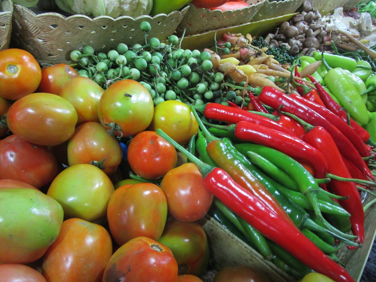 Thai_Food_Chef's tweet photo. land of abundance. join a market tour today
#cookingclass #freshmarket #Phuket #Thailand #thaifood #PhuketThaiCookingAcademy https://t.co/qz3MEYz83l