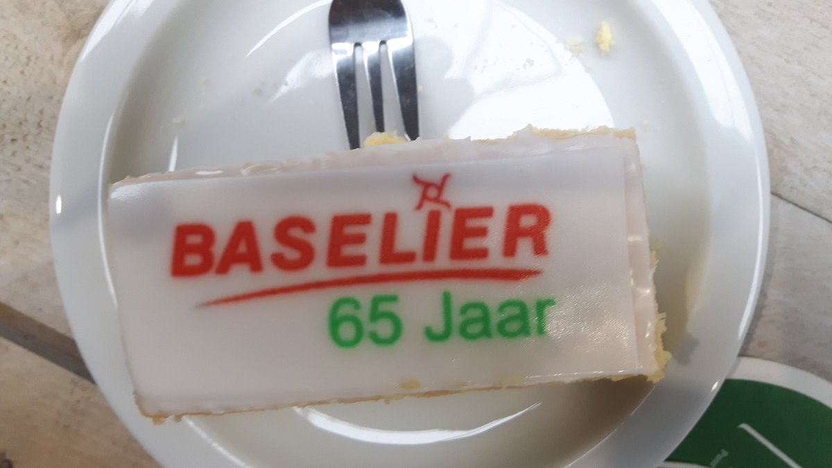 keesdamen's tweet photo. Opening nieuwe hal #baselier https://t.co/FISKHd8Pud