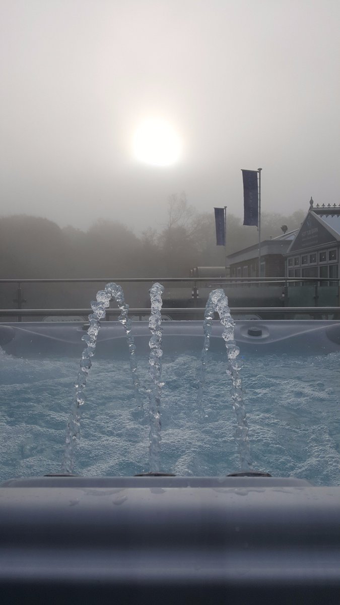 A beautiful morning for a dip in the Prestige Monarch #hottubbarnFarnham