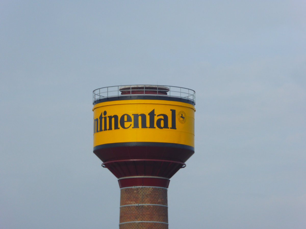 RollercenterDE's tweet photo. Der Conti-Turm in #Hannover, gut sichtbar vom #Rollercenter ๐ https://t.co/qJAYTXKW0N