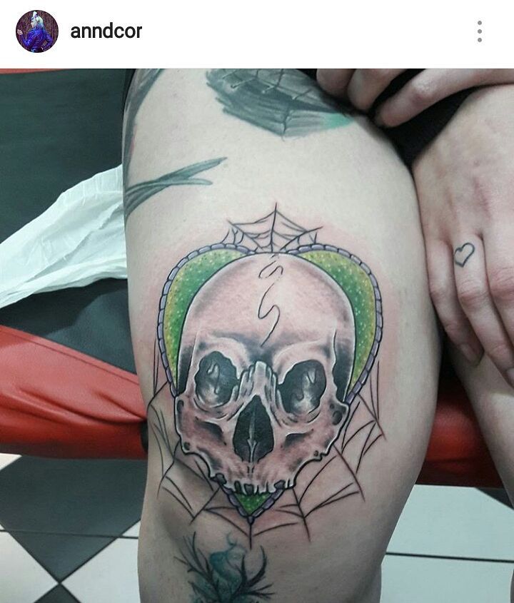 hauntedtattoos's tweet photo. #spookytattoo by @anndcor to book contact her at riot.studios@gmail.com or the shop hauntedtattoos@hotmail.com #haunted #skulltattoo #colour https://t.co/YiVi65PQ4D