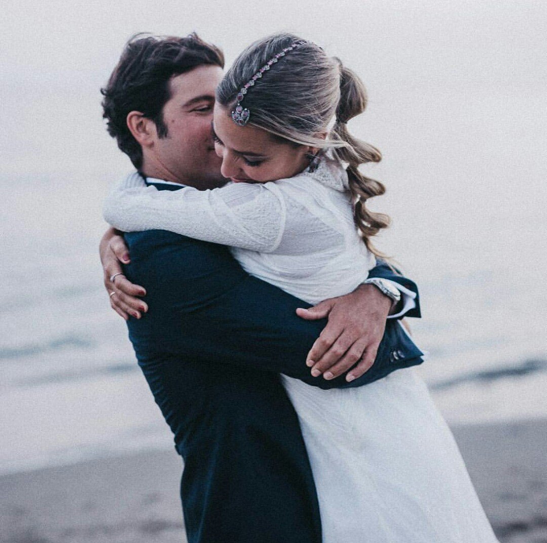 Abrazos que son infinitos 💞 foto <a href="/SeraCastillo/">Serafin Castillo</a> #love #wedding #photography