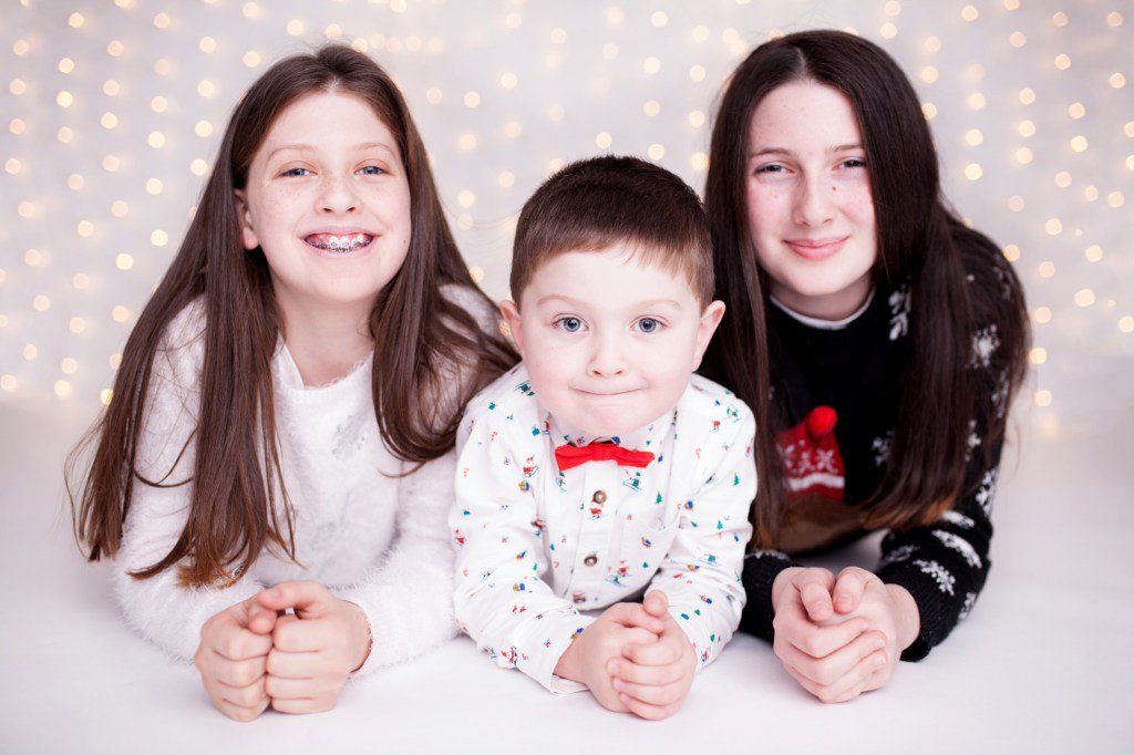 The Leathems Annual Christmas Session markmcgrogan.com/studio-photogr…