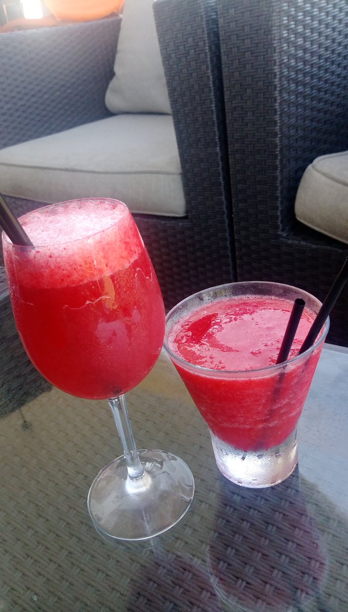 flossy_kaz's tweet photo. Enjoying quiet time at the Tin Shed in Port Douglas. Making our way through the #cocktail list #thetinshed #portdouglas #queensland #yummo https://t.co/lxjQKtQ9y8