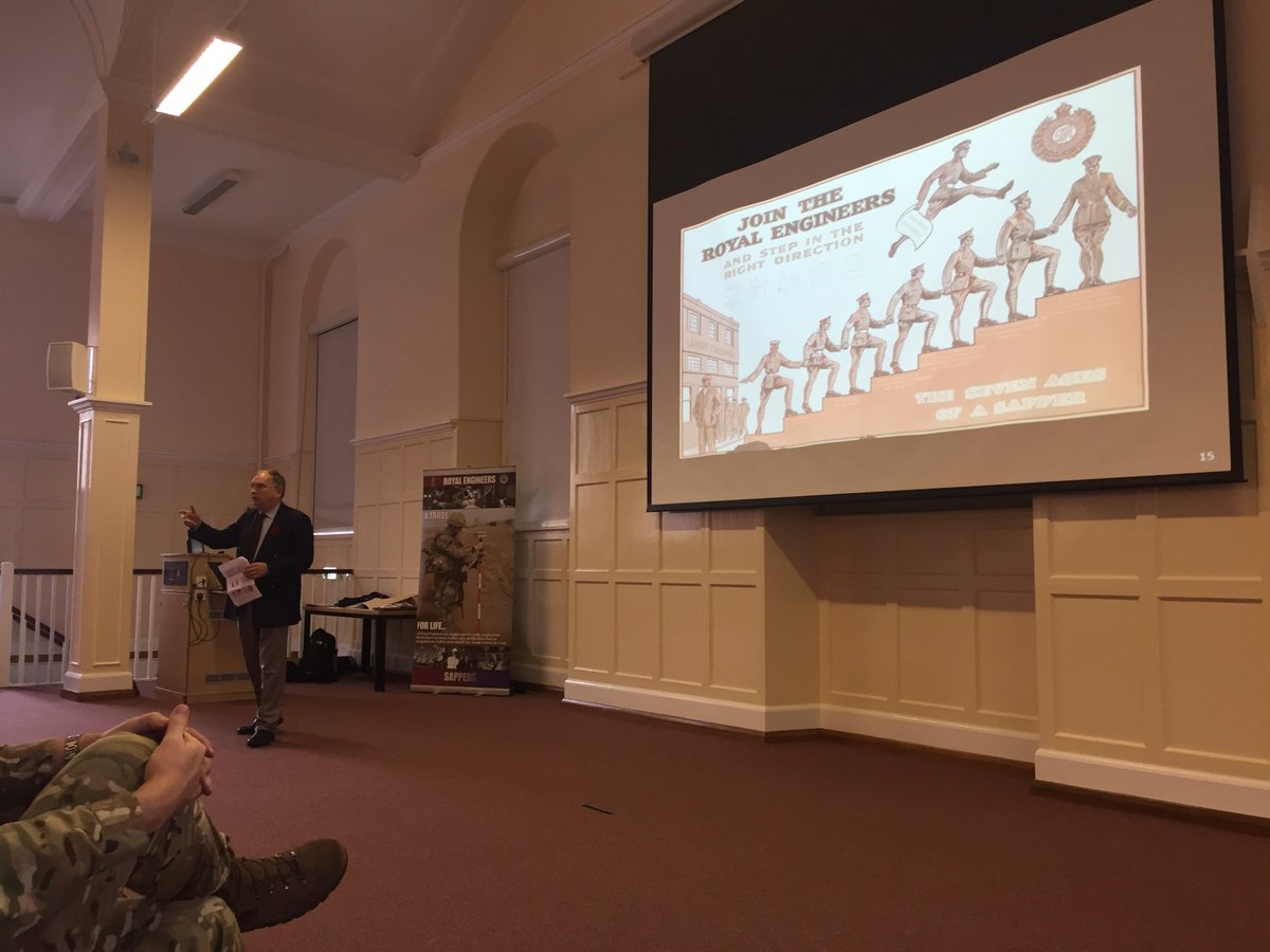 daringray71's tweet photo. @CO_75_Engr_Regt @MungoMelvin @Proud_Sappers TY Gen Mungo a great talk setting up discussions for #8XReservesConference https://t.co/YFMcBjjea8