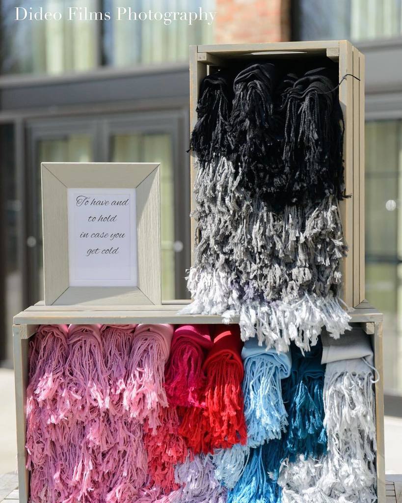 DetailleEvents's tweet photo. To have and to hold in case you get cold!⠀#DetailleEvents⠀
⠀
Photographer ~ Dideo Flms Photography⠀
Wedding Planne… https://t.co/lf9l5RlqvQ https://t.co/cqLZojecUw