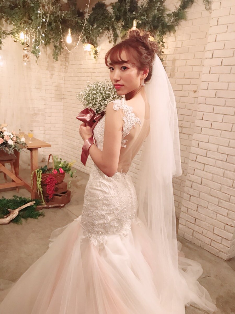 茜の結婚式の二次会に 金子さっちゃんと参加してきました！ この前会っ