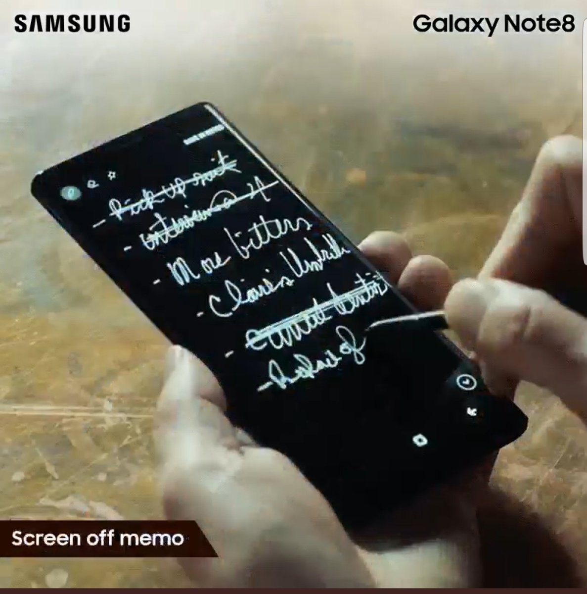 Tharun1082's tweet photo. @SamsungMobileIN #HaveItAll #GalaxyNote8 #Spenfeatures 
#A1 screen off memo 
#A2 live message
#A3 gif animation with smart select
#A4 translate https://t.co/pUeQdExpWc