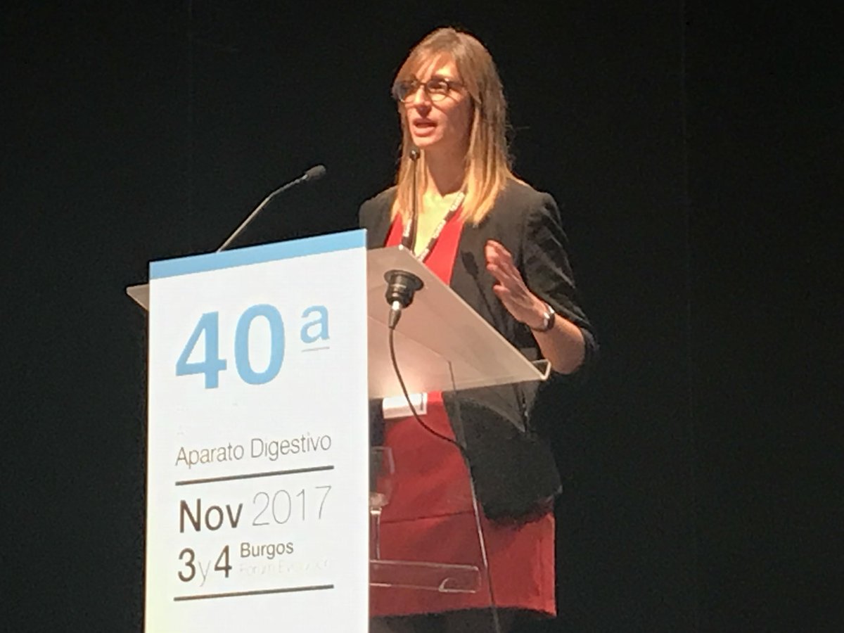 BelenChucrut's tweet photo. @esterbadia nos ha contado cómo realizar una biopsia bajo control ecográfico y sus ventajas en #ACAD2017 https://t.co/rO6tnN489V