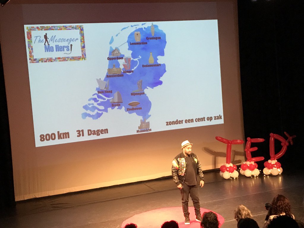 Diep onder de indruk van het verhaal van de Ethiopische Almeerder Mo Hersi die 800 km door NL liep om verbinding te brengen #tinyBIGchange