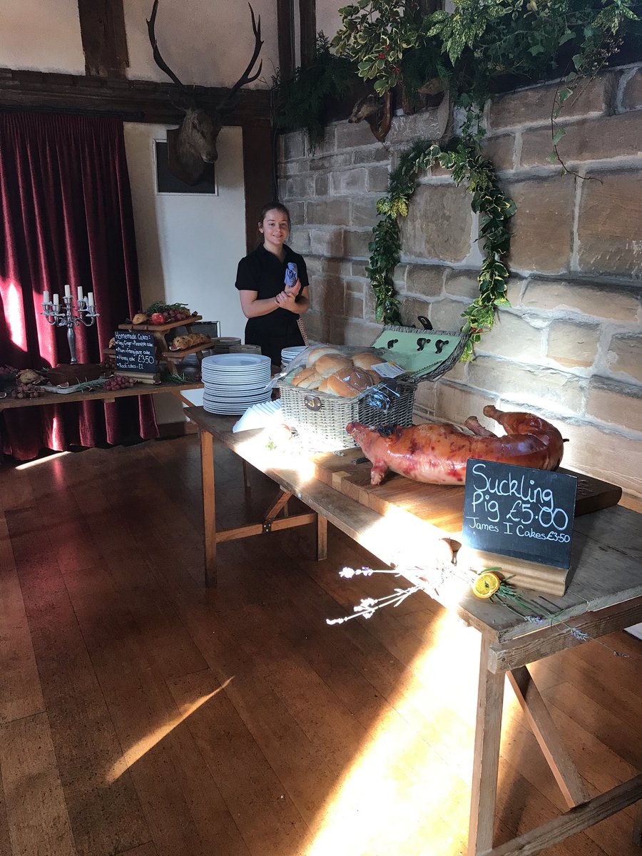 LordLeycester's tweet image. Come along to sample some 17th century food - why not try a suckling pigs, a Warwick pie, or cake? #WarwicksKingJamesFestival #History