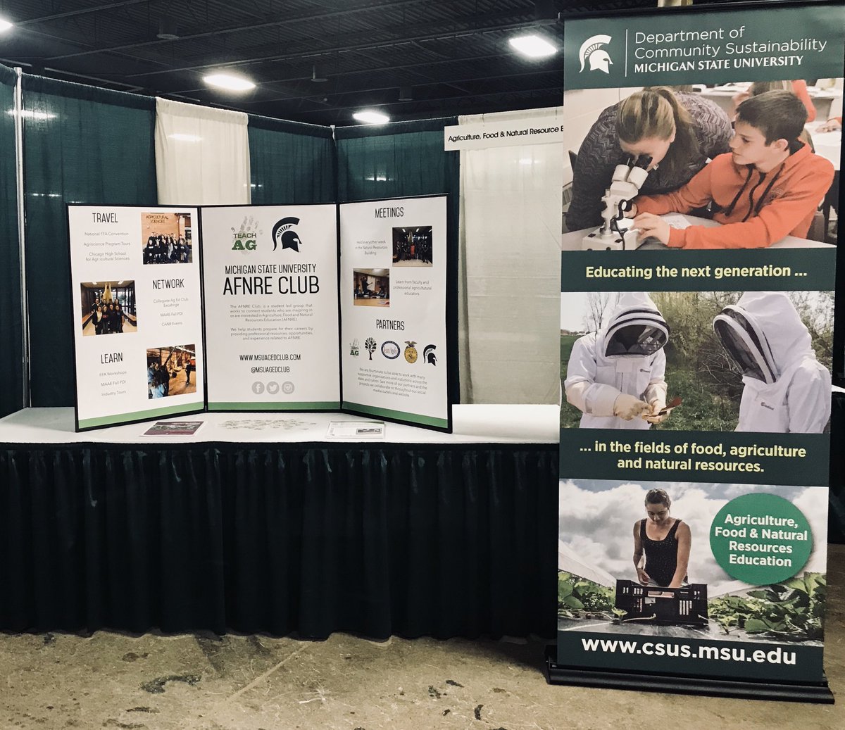 MSUAgEdClub's tweet image. Come see us in Booth #7 at @CANRatMSU #AutumnFest this morning! #MSUAgEdClub