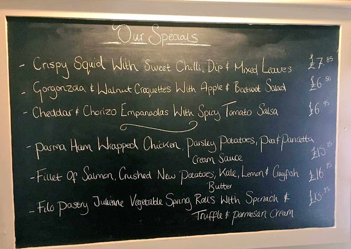 TheBellatStow's tweet photo. Chefs recommendations for the #weekends.
.
#lunch #Dinner #Lunching https://t.co/k0LcCBU48q