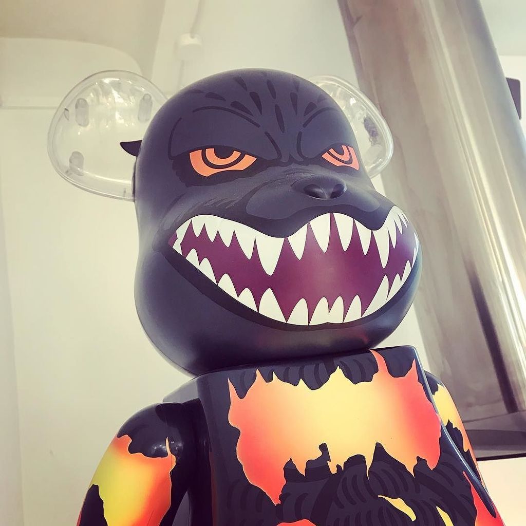 Solaris100's tweet photo. Godzilllaaaa
—
#hamburg #medicom #allikestore #allike #hypebeast #instatoys https://t.co/DwObJWdjBo https://t.co/e0XuLtBP13