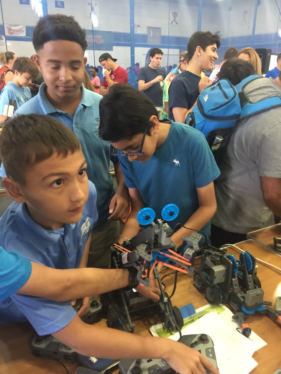 LibniSimons's tweet photo. @MDCPSSTEAM @MDCPS @JFK_Middle Phew close call!!  These kids are fantastic!!!! #makingitwork #trueteam #itsalive https://t.co/KNXxxPlctD