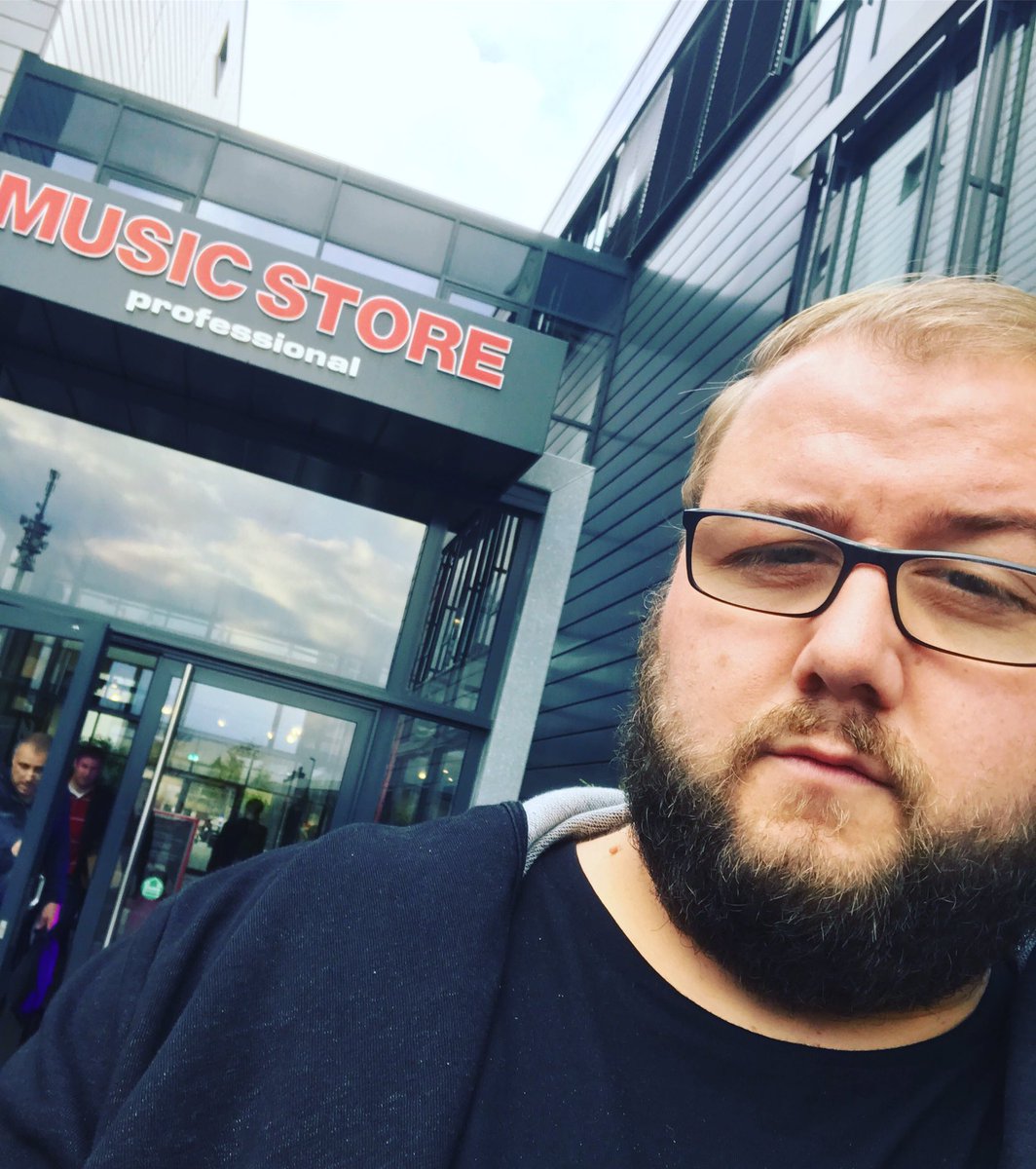 ShocksDeep's tweet image. Great day at the paradise with my friends @saintmoulin