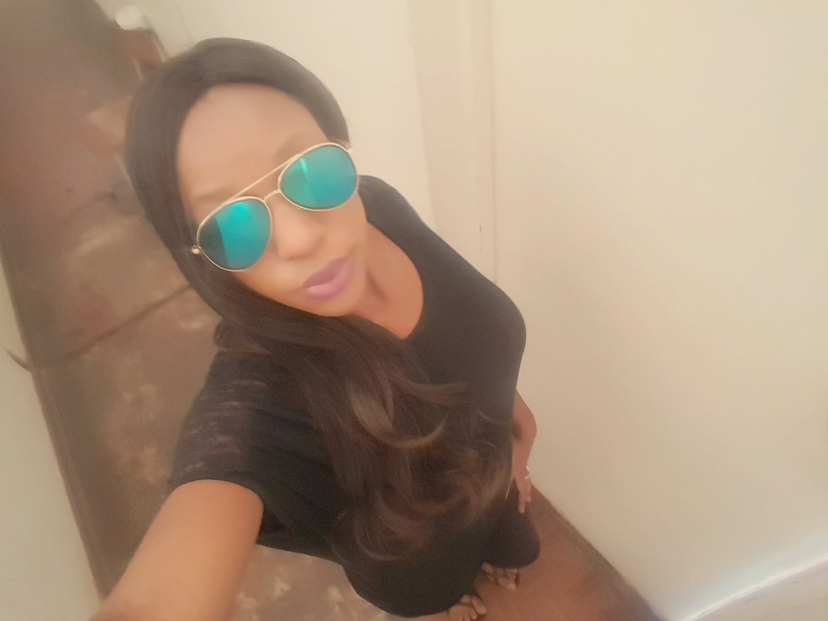 BarbzNe's tweet photo. #DarkHairedBarbie https://t.co/Byhza9uy0T