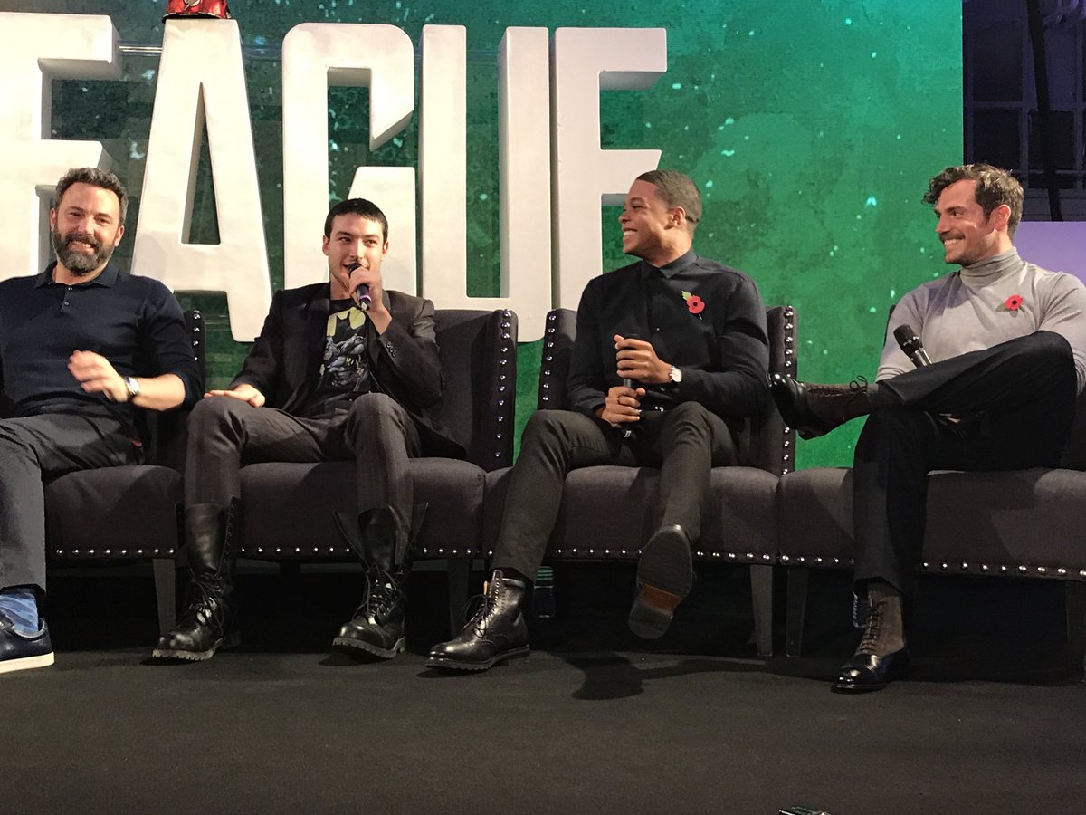 arcticninjapaul's tweet photo. Ben Affleck cracks some jokes about Henry Cavill’s “pornstache” #JusticeLeague  @joblocom https://t.co/H4scVs9iU5