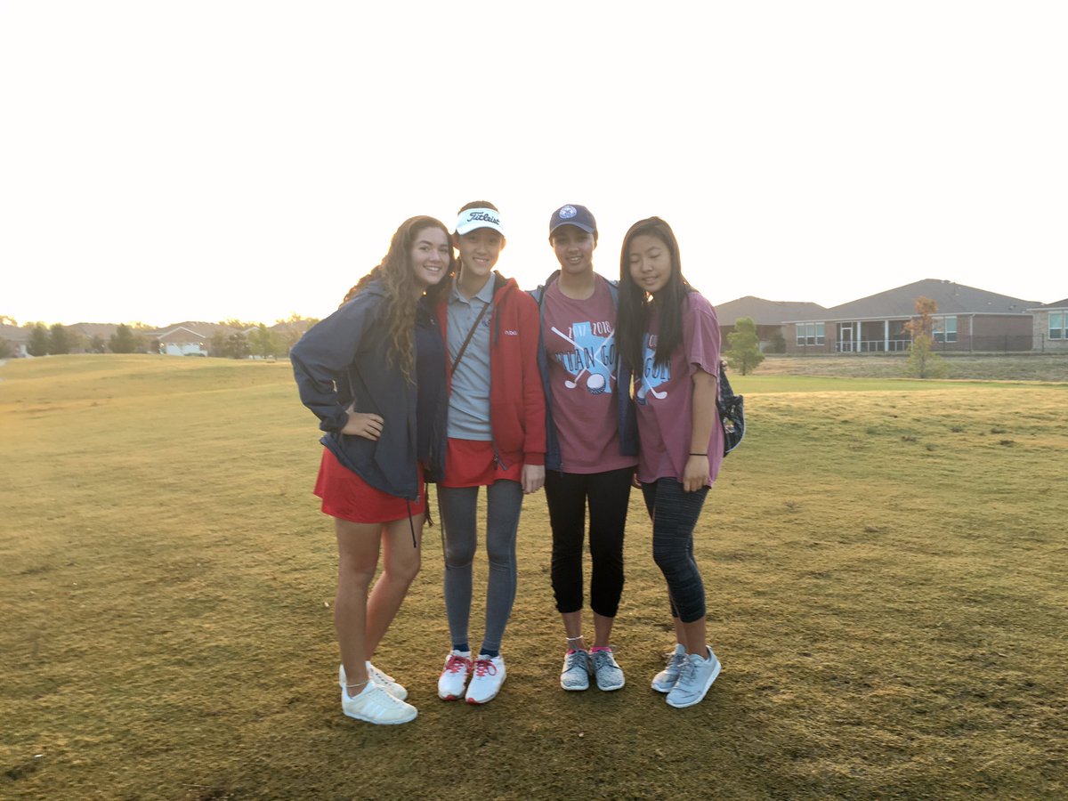 Kennedy, Yuxuan, Ridhi &amp; Lindsey up bright and early supporting their teammates!