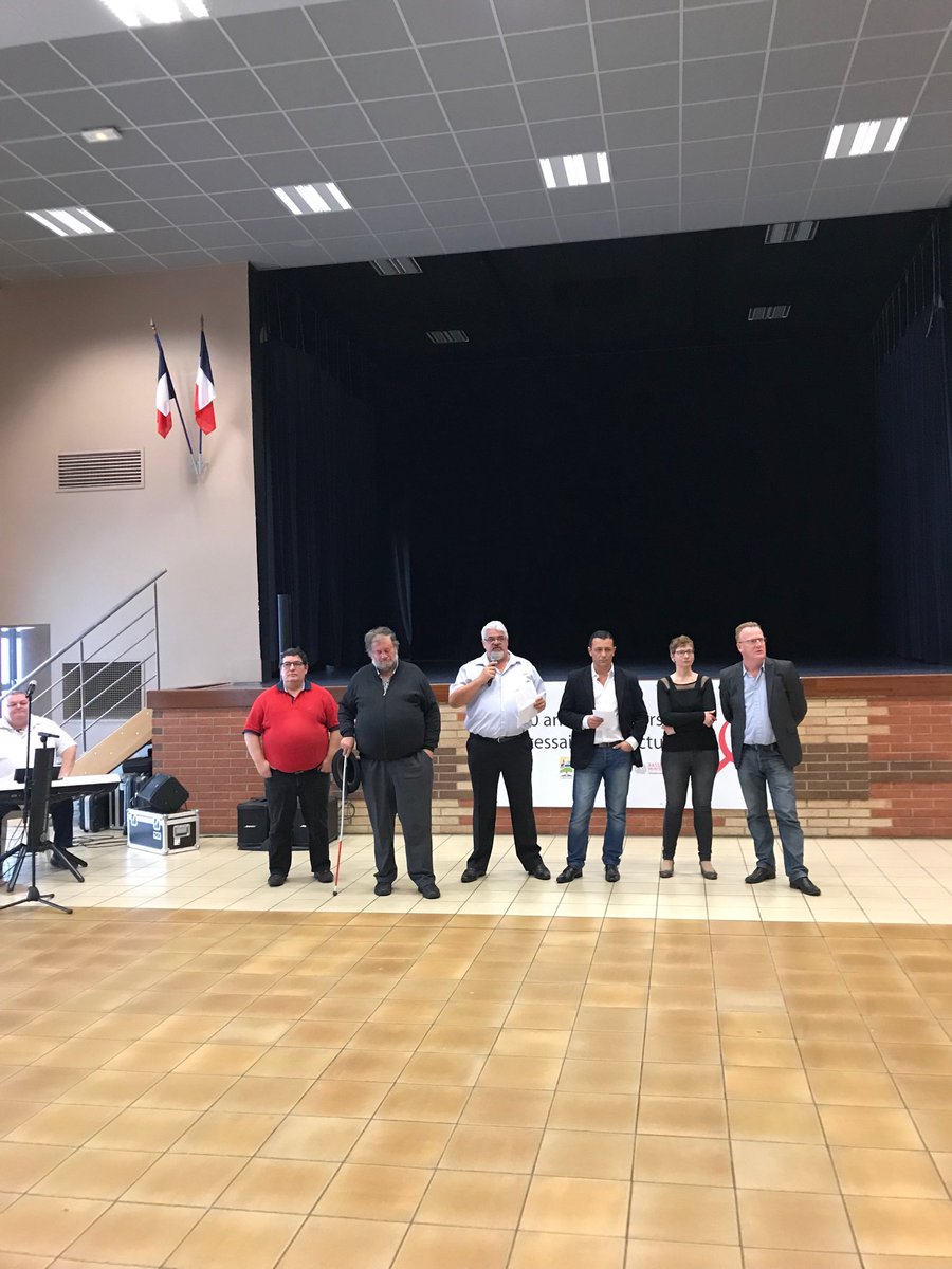 Apourceau's tweet photo. Banquet des vétérans #pcf62 #grenay un moment de convivialité avec nos camarades qui ont passé toute une vie sur le terrain https://t.co/9fMKA4Llyz