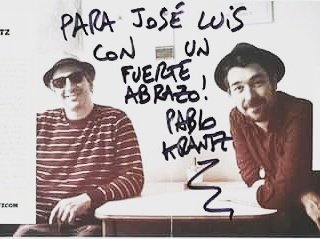 Mata_JoseLuis's tweet photo. #Autografo que me dio el artista @pablokrantz #PabloKrantz uno de los grandes musicos de #Argentina Mi admiracion y respeto para usted! https://t.co/Qr1dSTpsyJ
