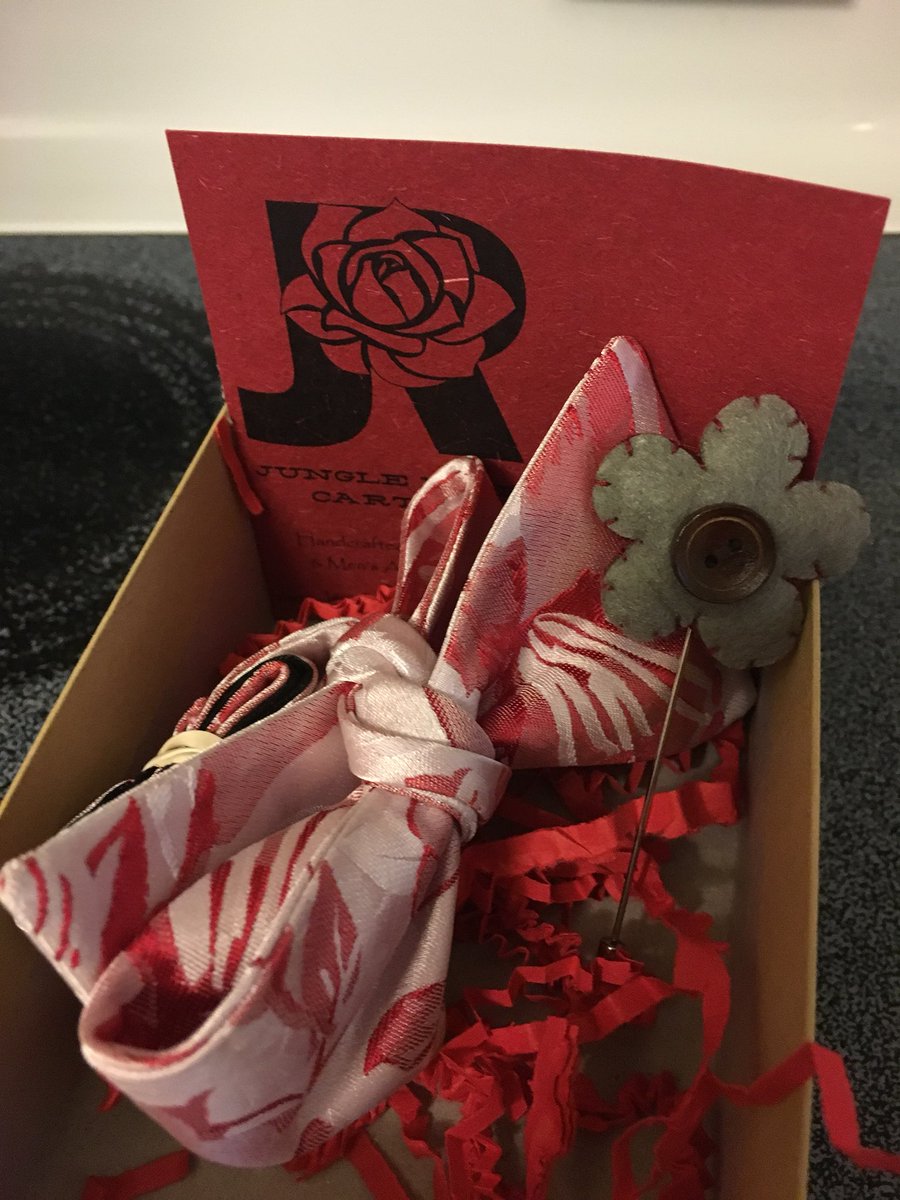 SamSpeakerGuy's tweet photo. Look what came in the mail... my quarterly Jungle Rose Dapper Box... #BowTie #LapelPin #DapperUp @TheJRCartel https://t.co/S4NDpqaQhn