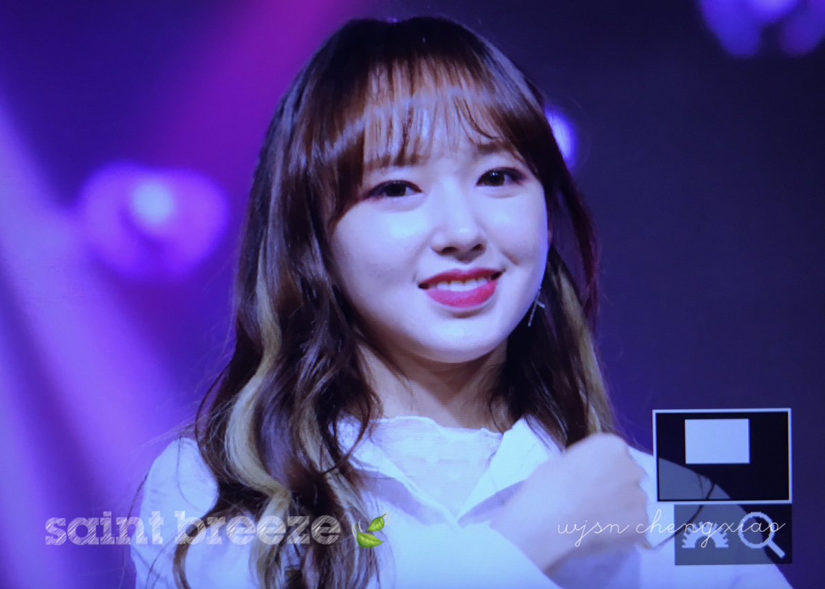 171104 #우주소녀 #성소 #Chengxiao #또끼 
😘😘😘😘😘😘😘😘😘😘
<a href="/chengxiao_0715/">성소 程潇 Chengxiao</a> <a href="/WJSN_Cosmic/">우주소녀</a>