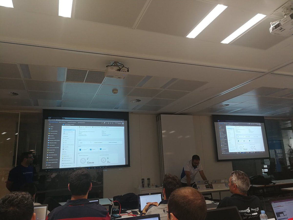 adiazcan's tweet photo. Azure Search y Office 365 by @shmancebo y @AdrianDiaz81 #office365devbootcamp https://t.co/43THXSHBWE