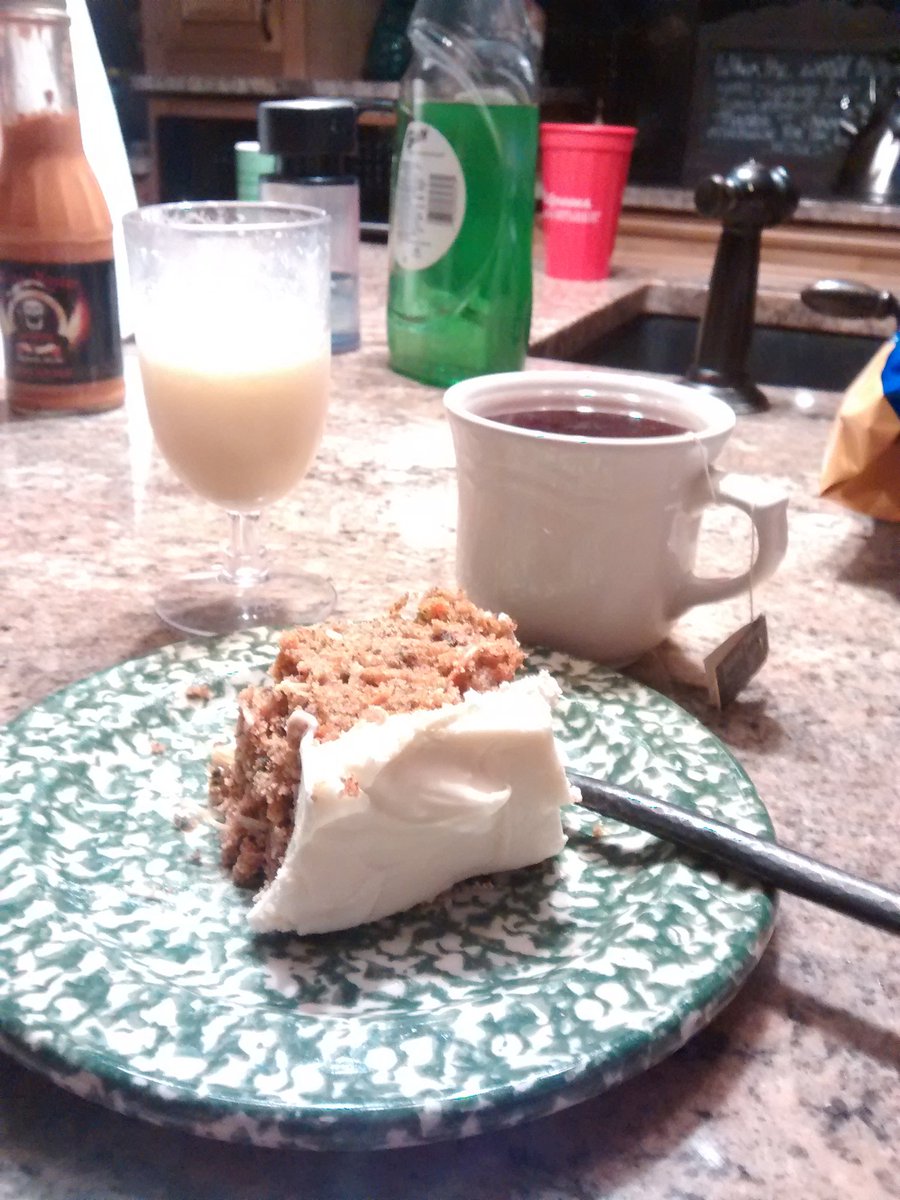 JulSkatingie's tweet photo. Regular breakfast of champions with Janalee and Jeff: Carrot cake, egg nog, and Chai tea. #vacationeats https://t.co/o2Y8r0cnlt