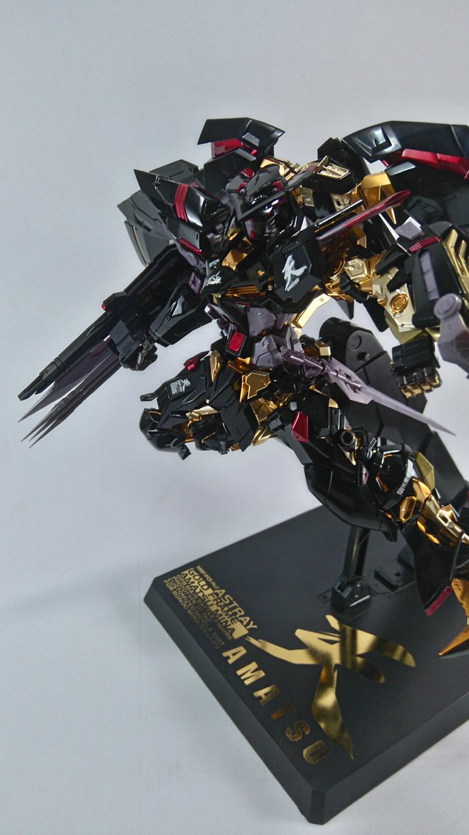Gunpla_Debut's tweet photo. Custom Paint Astray Gold Frame Matsu Mina ver.MB ( Daban Model )
By : @Gunpla_Debut https://t.co/LuyJ1H1Ac5