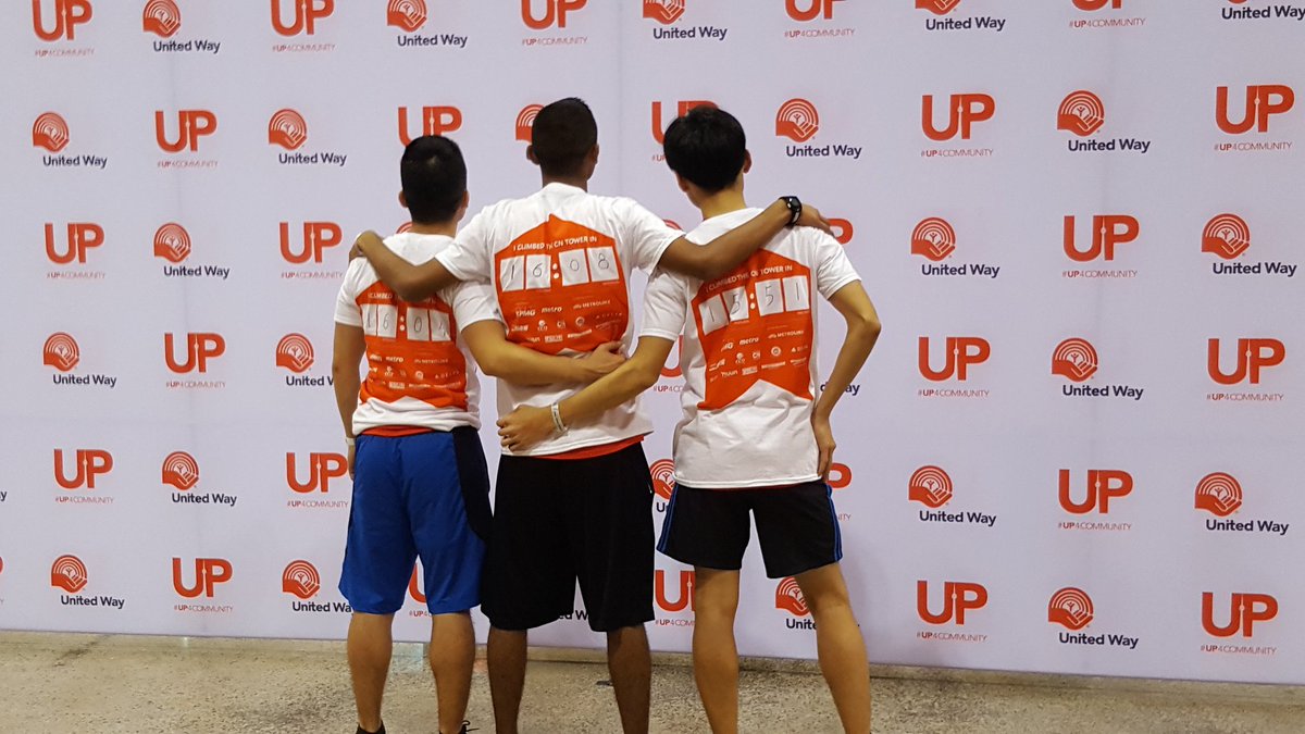 SenecaCampaign's tweet photo. We've got some fast climbers! Go #TeamSeneca go! #SenecaUW @SenecaCollege https://t.co/rzfgBo7EIe