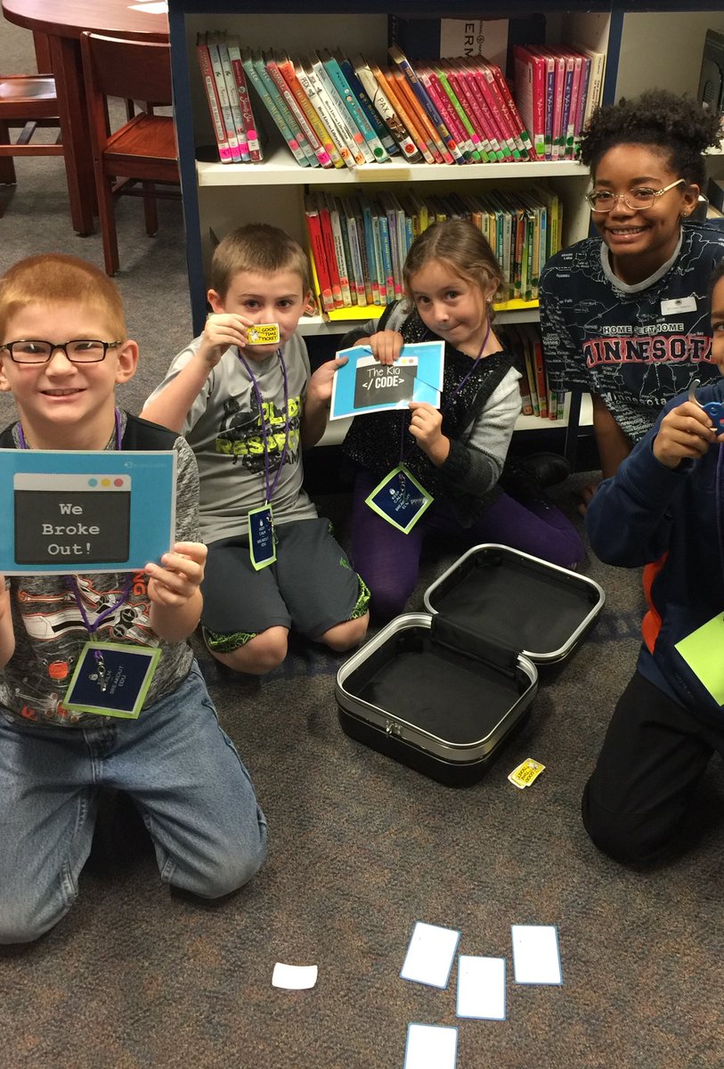 MTCESLibrary's tweet image. Fabulous time facilitating @breakoutEDU @MtCarmelElem #KidCode with 2nd GrSs Mr. White’s class