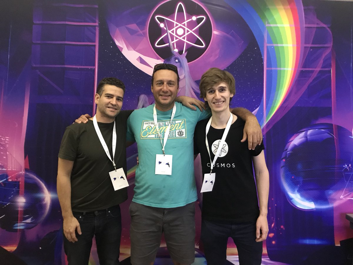 wozclaus's tweet image. #devcorn3 #devcon3 @cosmos