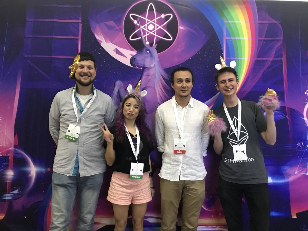 wozclaus's tweet image. #devcorn3 #devcon3 @cosmos